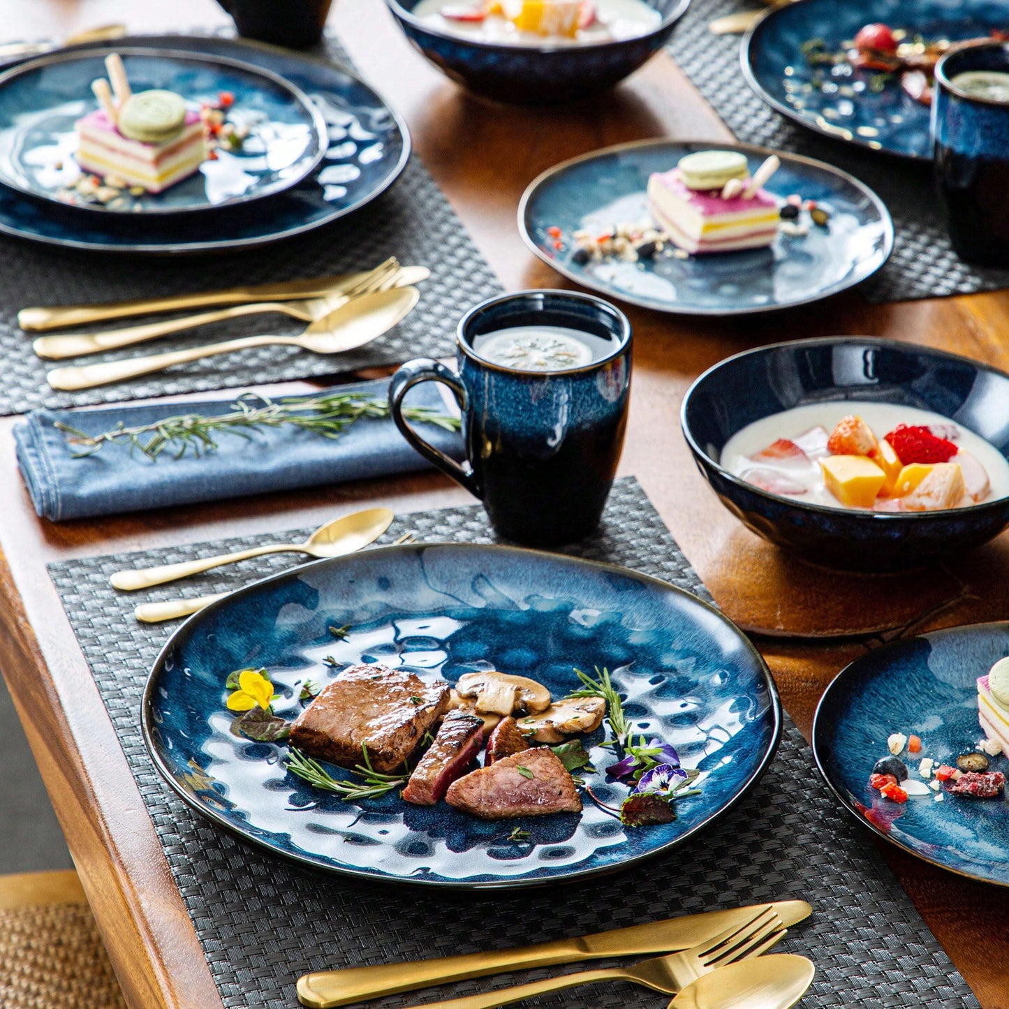 16 Pieces Dinnerware Set, Blue Set, Dinner Plate, Dessert Plate, Bowl And Mug Set For 4 Person, Poreclain Dinnerware