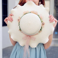 Wreath brim hat-milk White