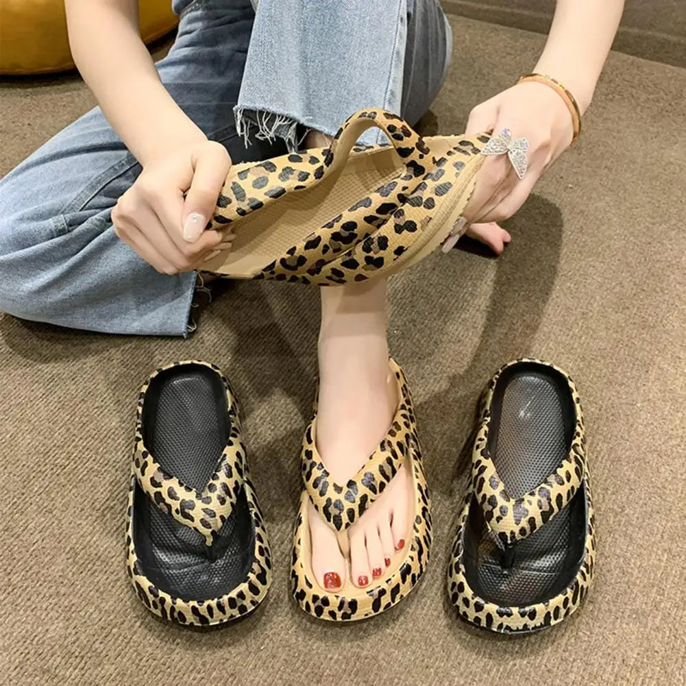 Women’s Cloud Slides – Lightweight EVA Beach Slippers