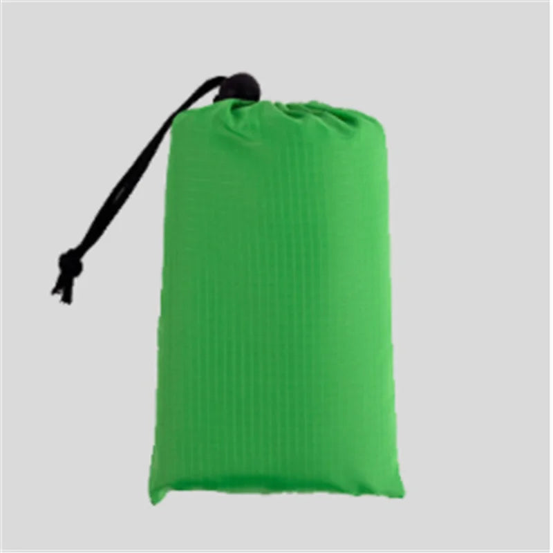 Waterproof Beach & Picnic Mat – Portable Outdoor Blanket (100x150CM)