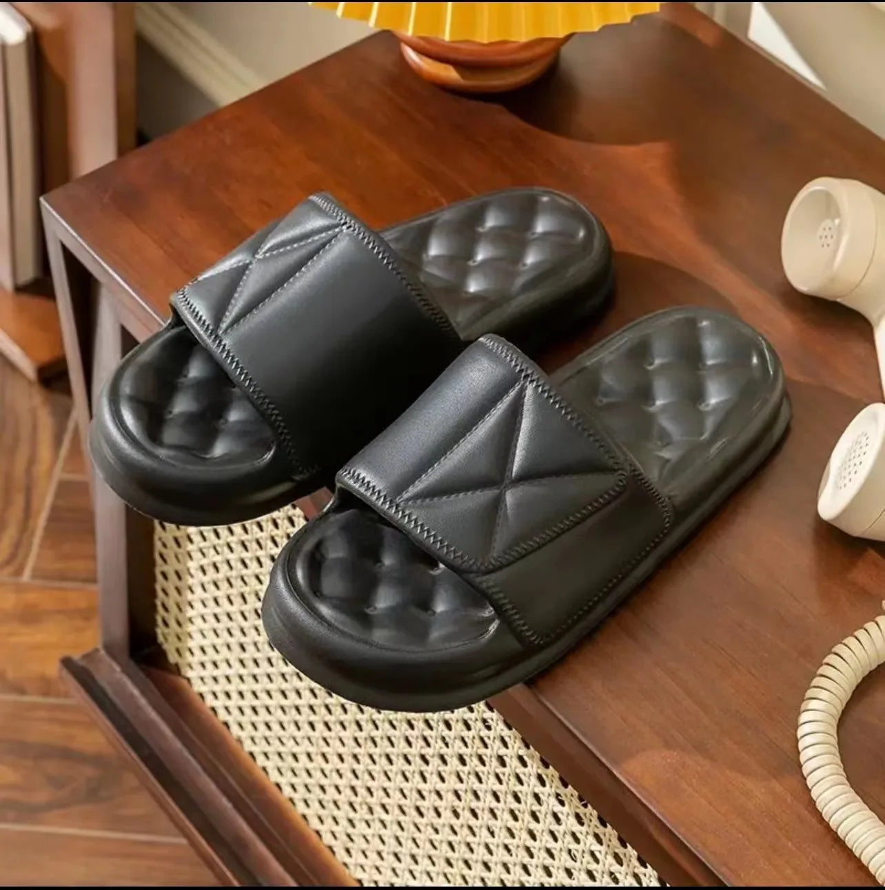 Unisex Macaron Color Slippers – Comfortable Non-Slip Home Shoes