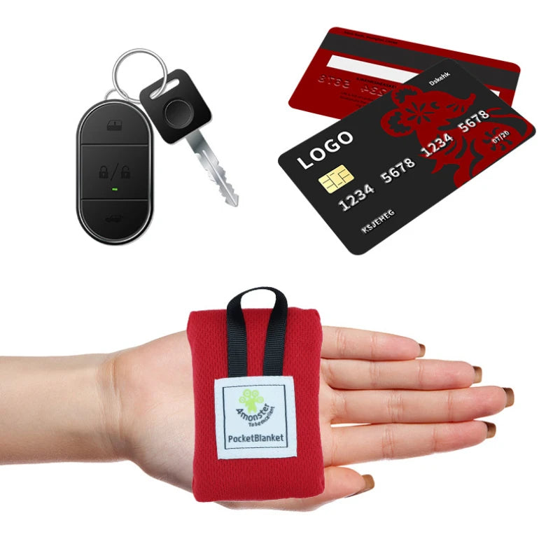 Ultra-Light Pocket Picnic Mat – Sand-Proof & Waterproof