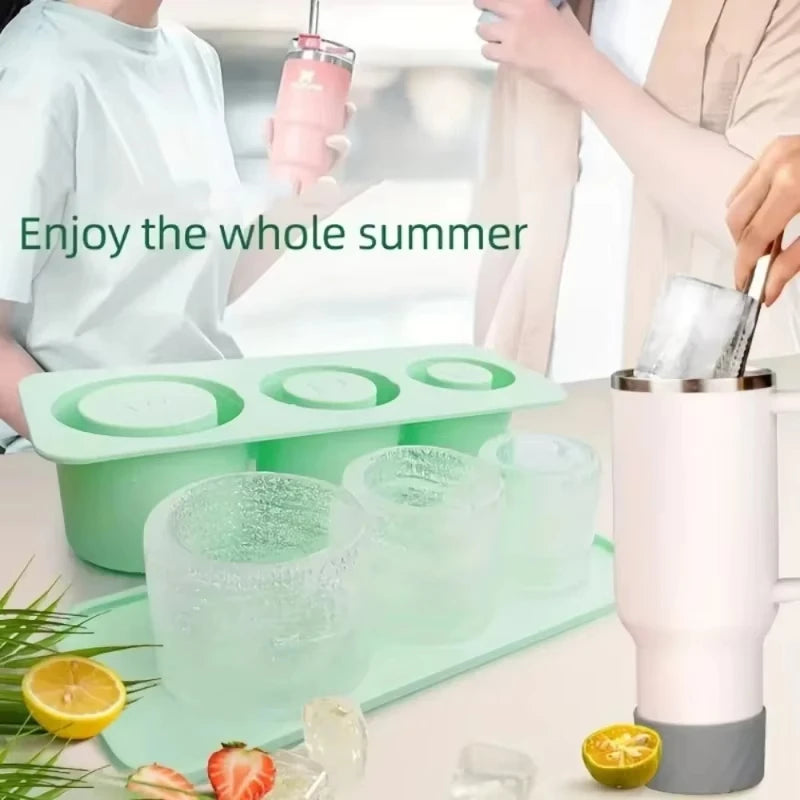 Silicone Ice Mold with Lid – Cylinder Shape for Tumblers, Freezer Bin for Drinks & Cocktails