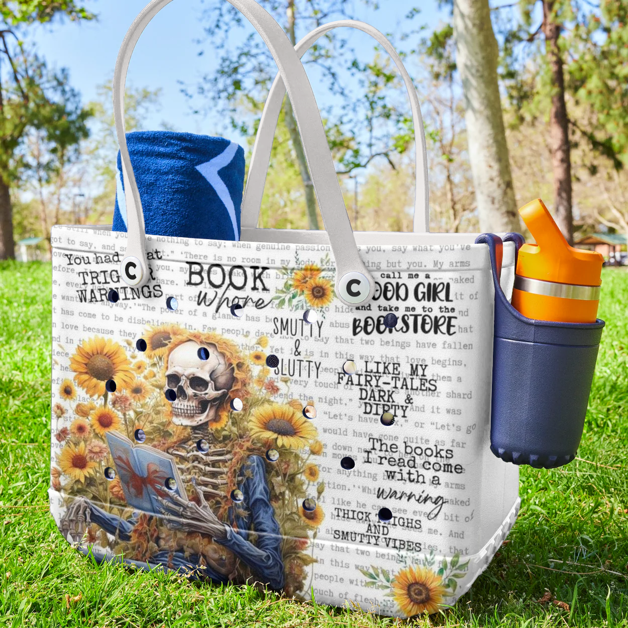 Ceeprints Cee™ Bag Book Whore