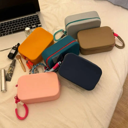 Ceeprints Large Capacity Silicone Zipper Bag