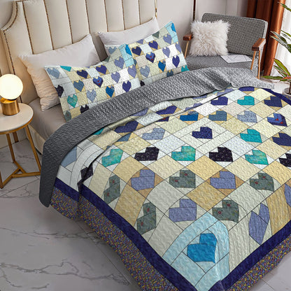Ceeprints All Season Quilt 3-Piece Set Heart Quilting Blocks