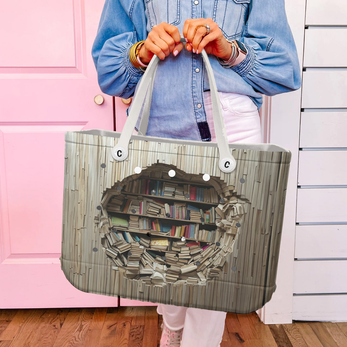 Ceeprints Cee™ Bag Breaking Book Walls