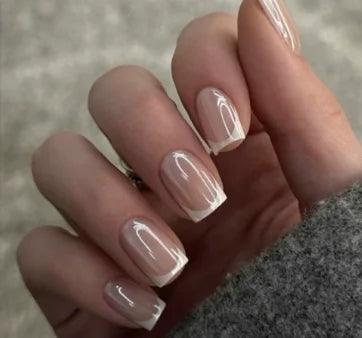 Nude Cat Eye French No. 20 press-on nails