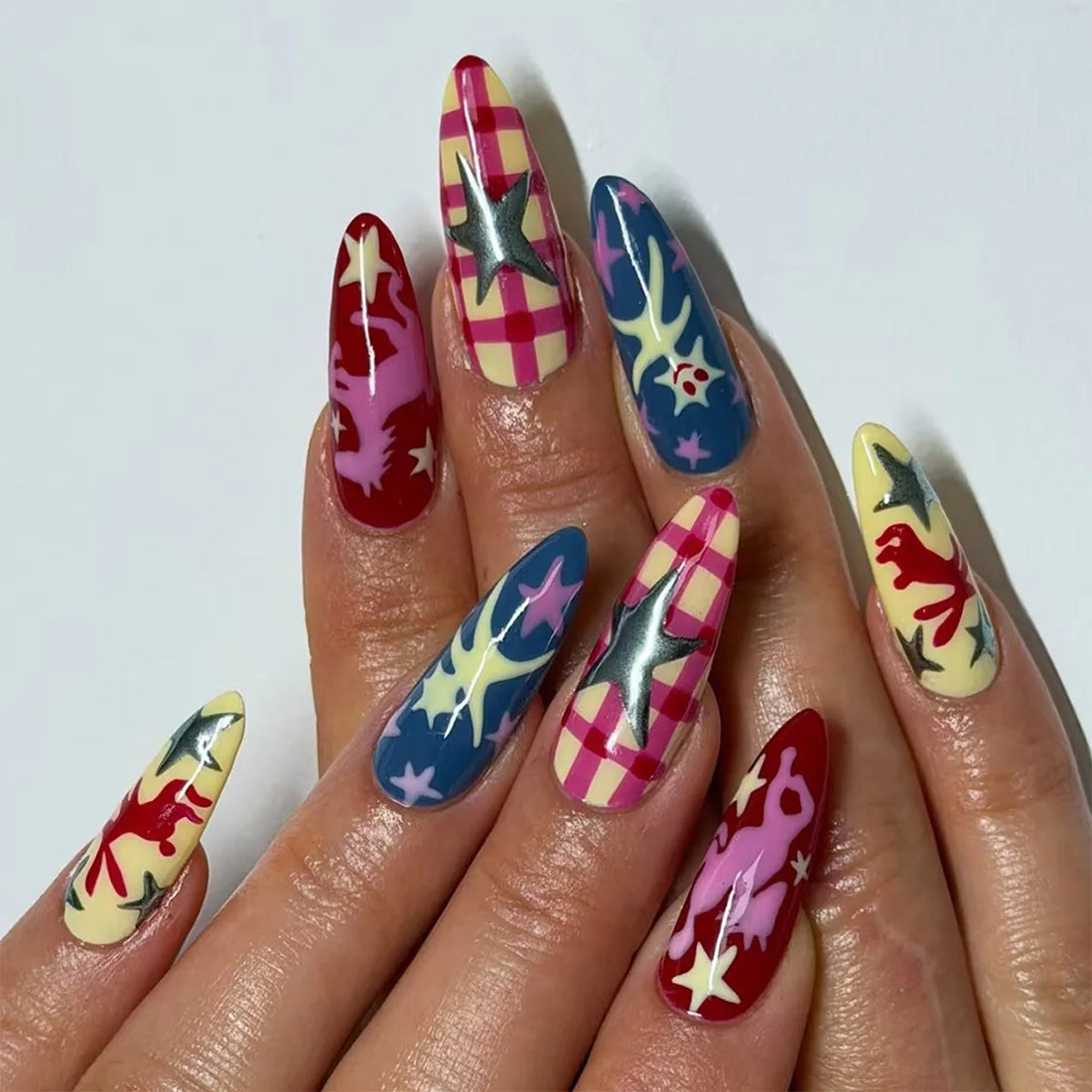 Dopamine 3D No. 19 press-on nails
