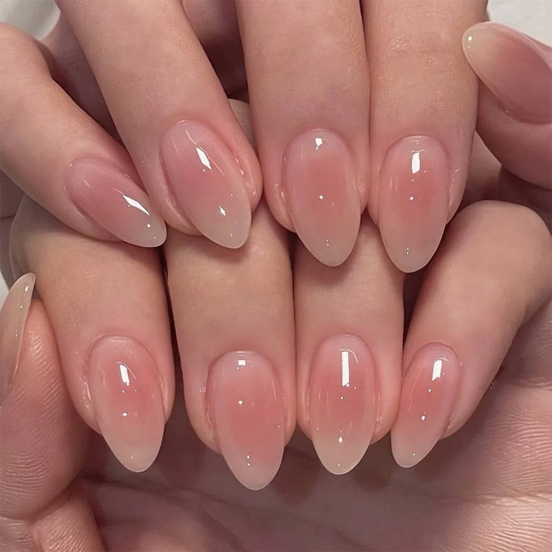 Metallic Cat Eye Almond No. 12 press-on nails
