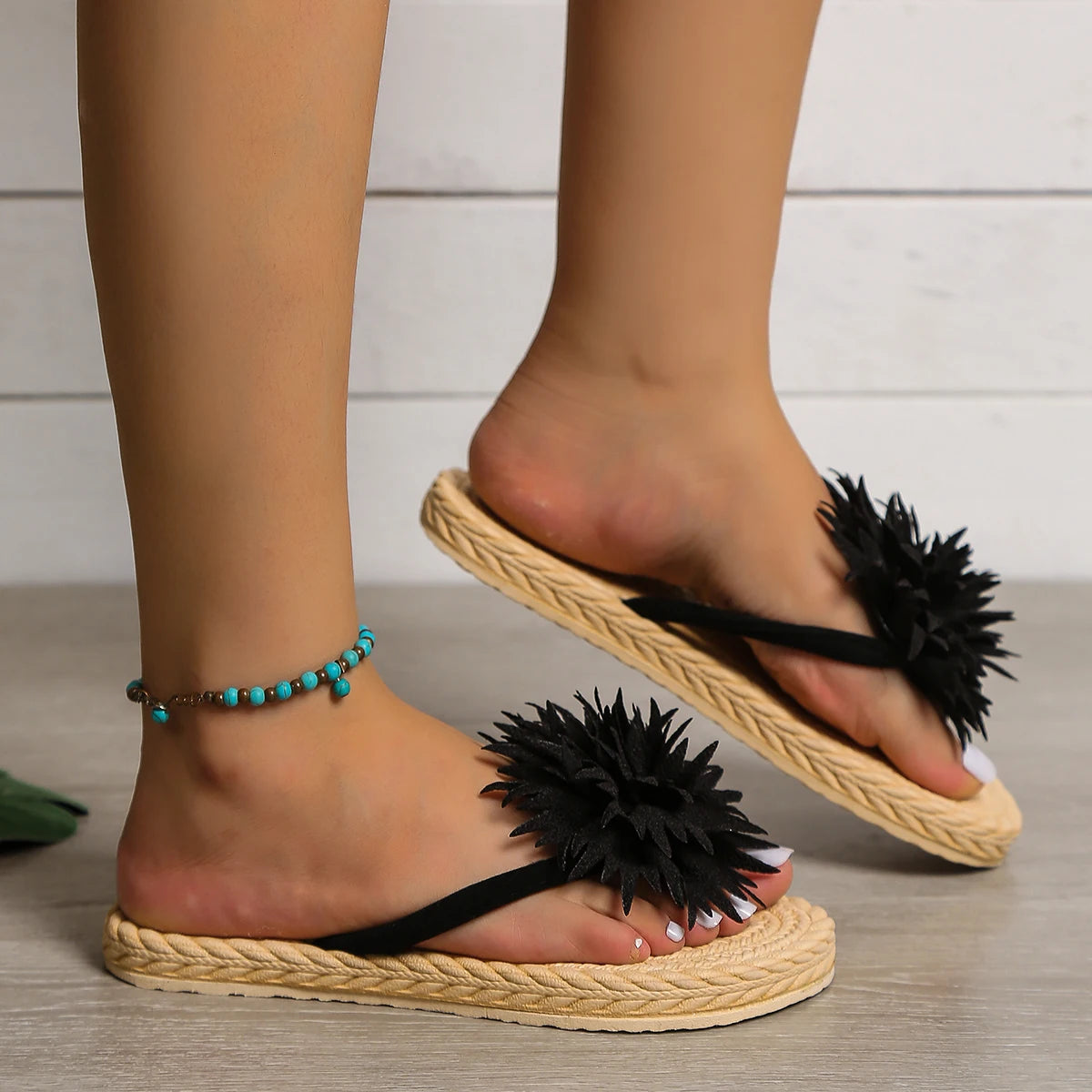 Ceeprints Black Flower Flat Flip-Flops