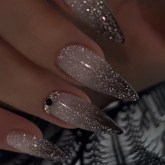 Metallic Cat Eye Almond No. 27 press-on nails
