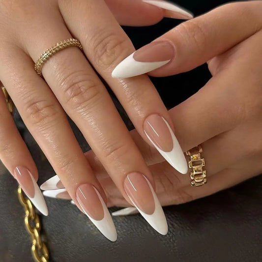 Nude Cat Eye French No. 23 press-on nails