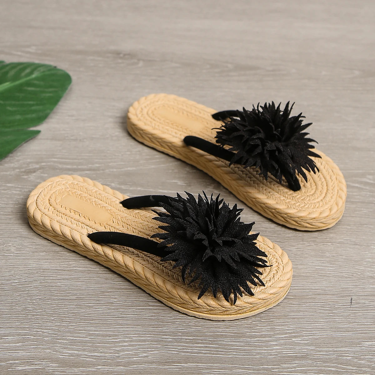 Ceeprints Black Flower Flat Flip-Flops