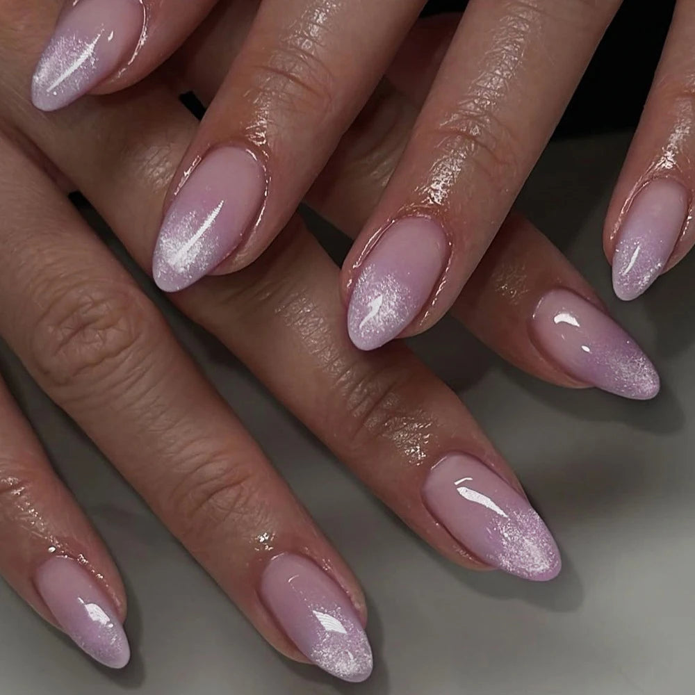 Metallic Cat Eye Almond No. 06 press-on nails