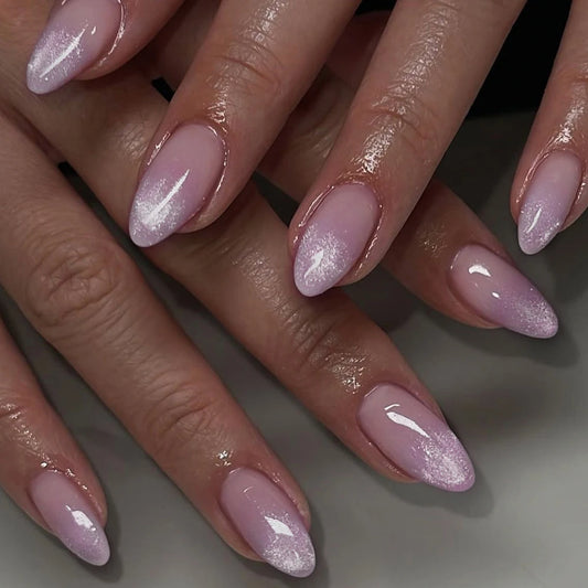 Metallic Cat Eye Almond No. 06 press-on nails