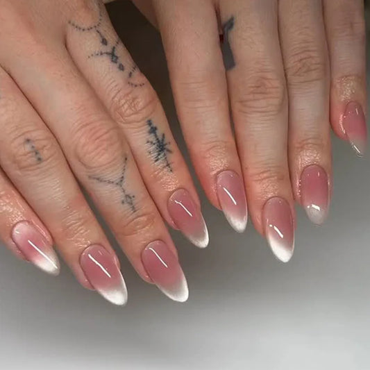 Nude Cat Eye French No. 18 press-on nails
