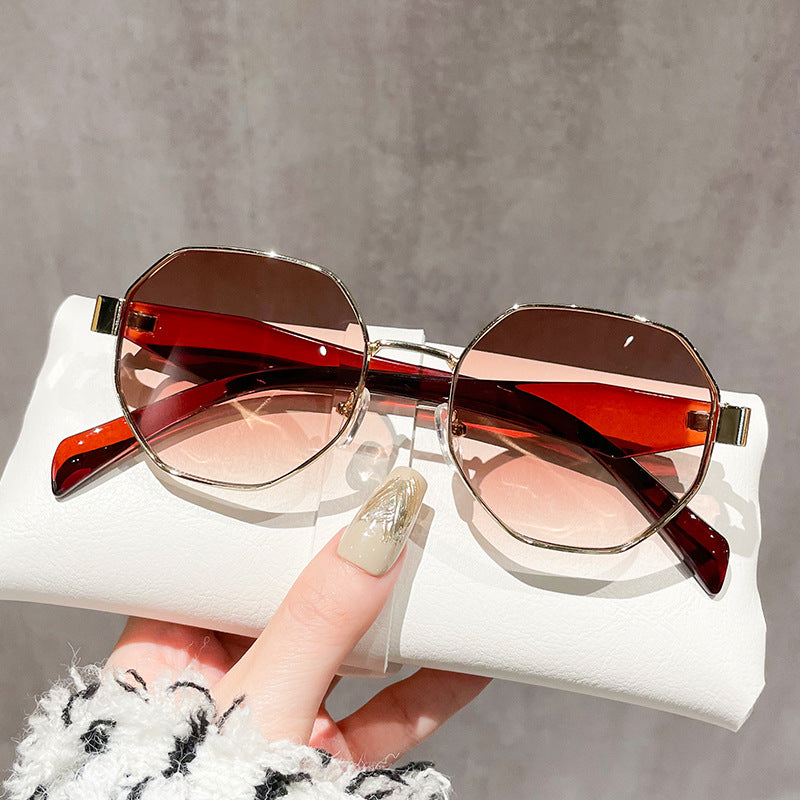 Retro Polygonal Metal Sunglasses – Fashion UV400 Eyewear