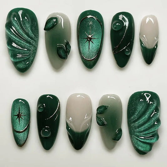 Metallic Cat Eye Almond No. 19 press-on nails