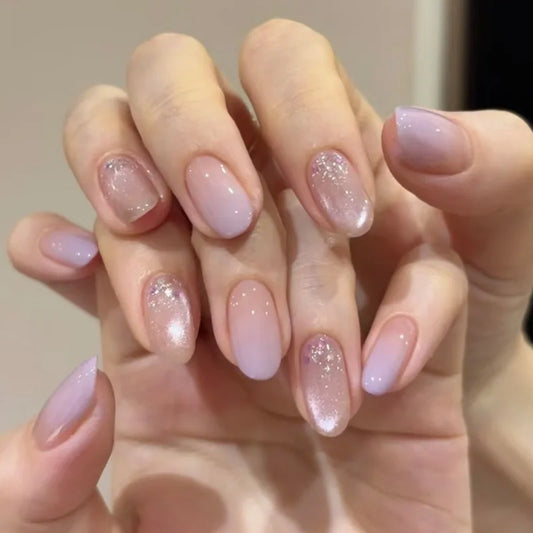Metallic Cat Eye Almond No. 34 press-on nails