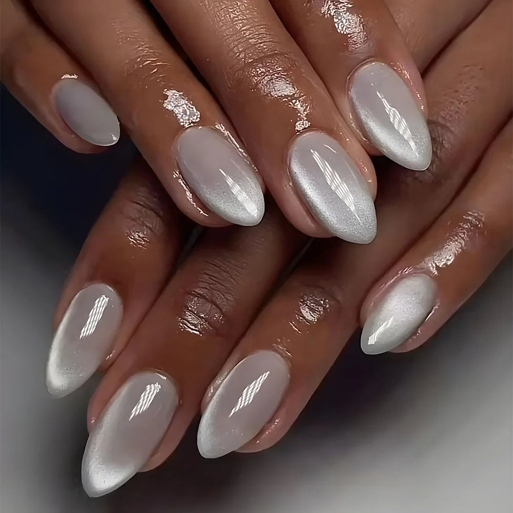 Metallic Cat Eye Almond No. 24 press-on nails