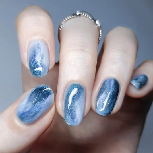 Nude Cat Eye French No. 14 press-on nails