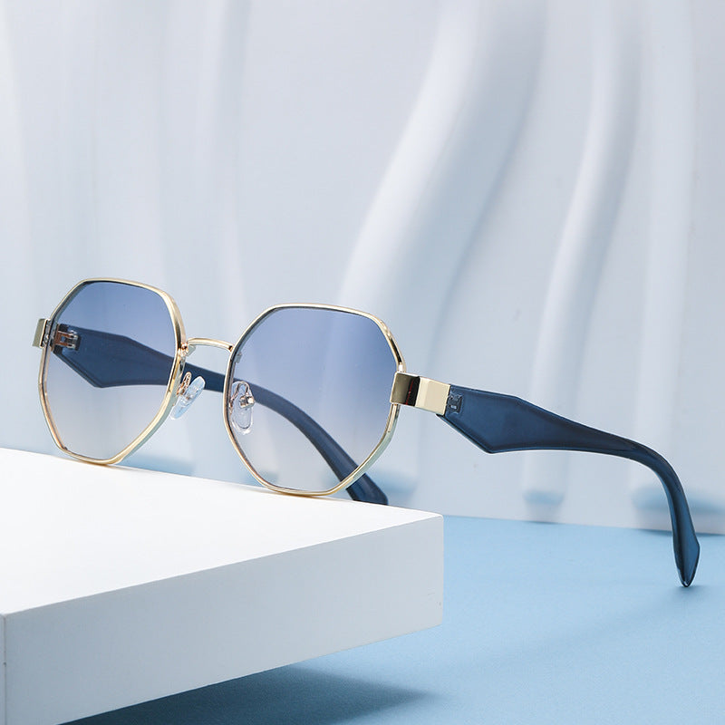 Retro Polygonal Metal Sunglasses – Fashion UV400 Eyewear