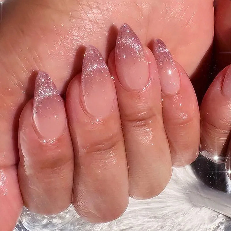 Metallic Cat Eye Almond No. 25 press-on nails