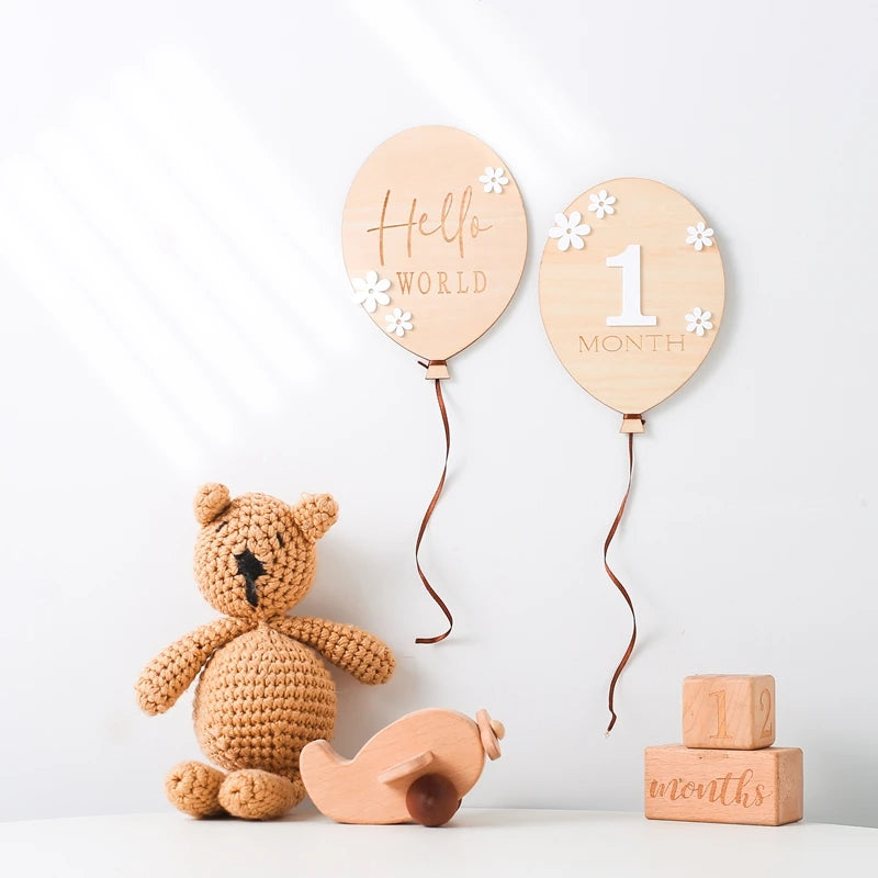 Ceeprints® Set Wooden Baby Month Milestone Card