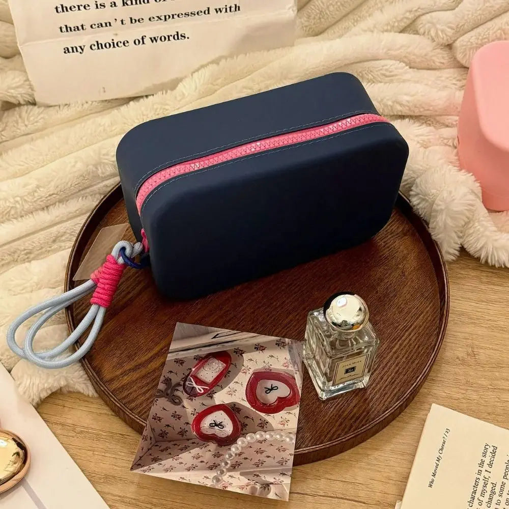 Ceeprints Large Capacity Silicone Zipper Bag